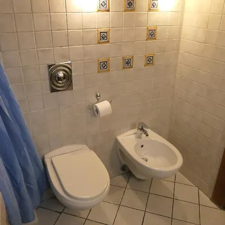 Vintage Barn One-bedroom Flat Apartment *